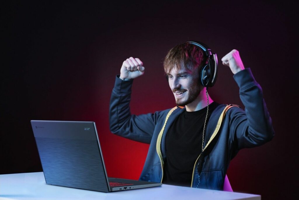 the-first-two-gaming-chromebooks-snag-last-minute-cyber-monday-deals