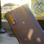 the-inevitable-moto-thinkphone-leaks-with-all-the-fake-carbon-fiber-you’d-expect