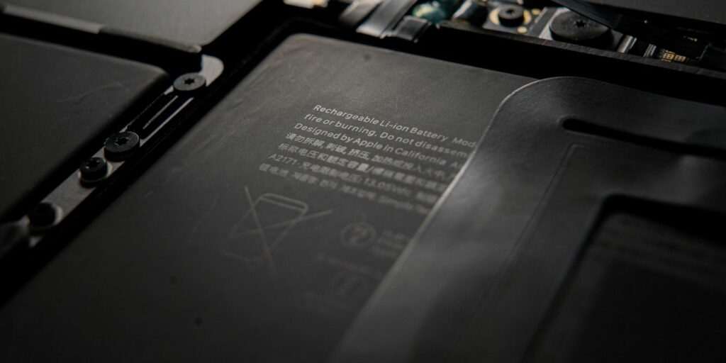 6-reasons-why-laptop-battery-size-matters