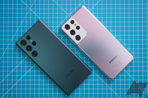 some-samsung-galaxy-phones-are-mysteriously-stuck-on-the-july-2022-play-system-update