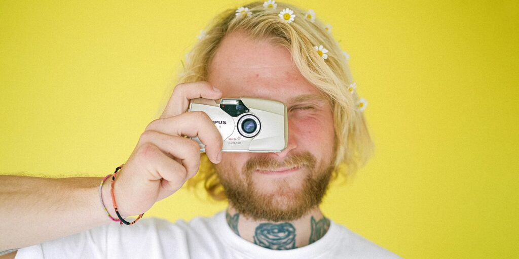 how-to-take-professional-photos-with-a-point-and-shoot-camera:-8-tips