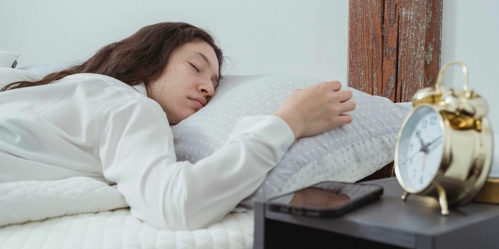 promote-a-healthy-circadian-rhythm-using-these-7-mobile-apps