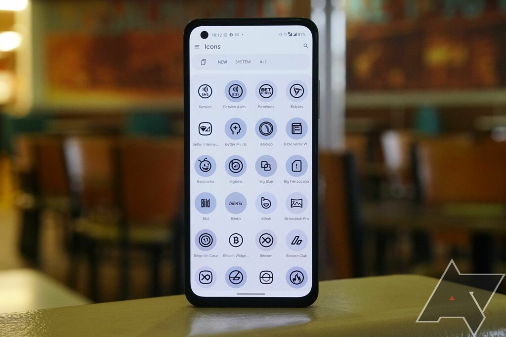 the-google-play-store’s-‘repetitive-content’-banhammer-is-back-to-targeting-icon-packs