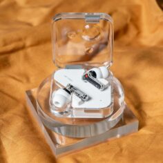 nothing-ear-2-review:-better-sound,-same-crummy-battery-life