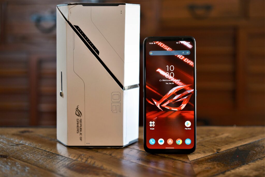here’s-what-every-variant-of-the-asus-rog-phone-7-will-look-like