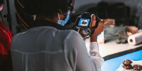 9-creative-prop-ideas-for-product-photography-(and-when-to-use-each-one)