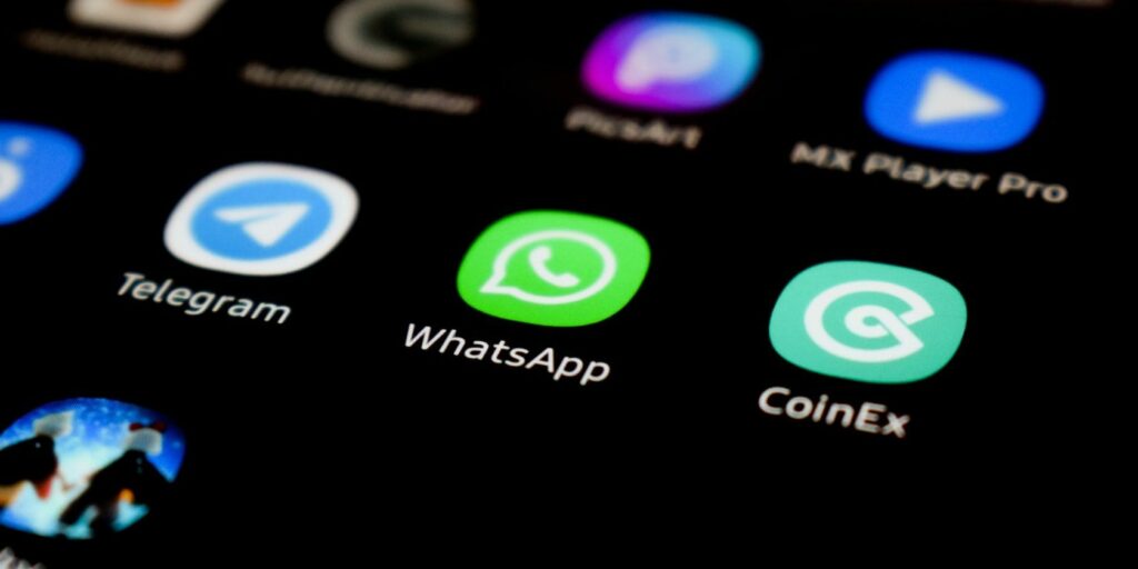 how-to-control-who-joins-your-whatsapp-group