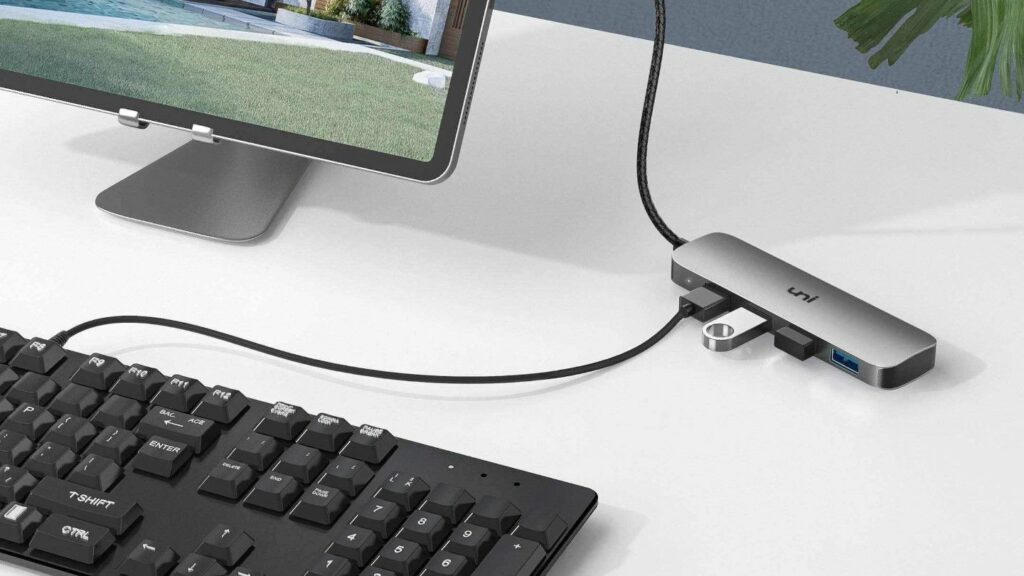 get-organized-with-this-uni-4-port-usb-c-hub-deal-and-banish-those-messy-cables