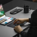 how-do-foldable-laptop-screens-work?-foldable-laptops-compared