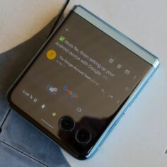 the-android-police-podcast-body-overflow:-hidden;-wait-for-the-moto-razr+-(and-razr-)