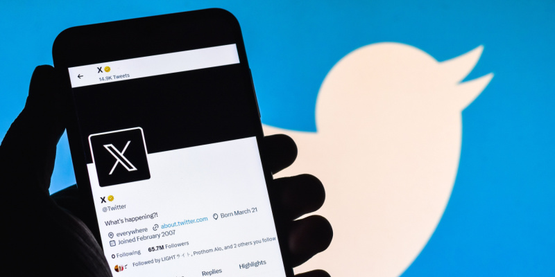 x-(twitter)-accused-of-throttling-traffic-to-competitor-websites