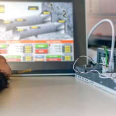 ladder-logic-vs.-relay-logic:-12-key-differences