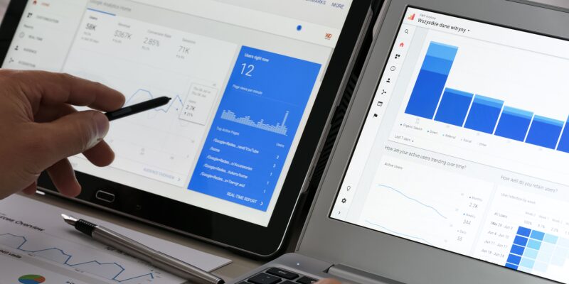 top-10-web-analytics-tools-in-2024