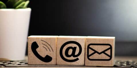 why-we-need-to-get-rid-of-the-‘contact-sales’-button