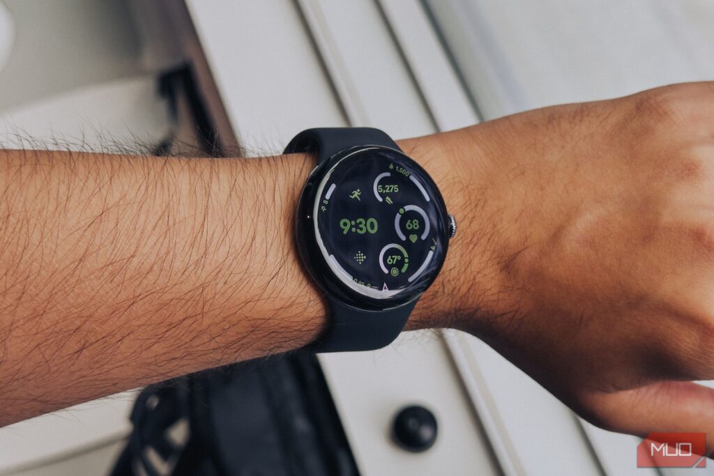 5-features-wear-os-smartwatches-need-to-steal-from-apple-watch