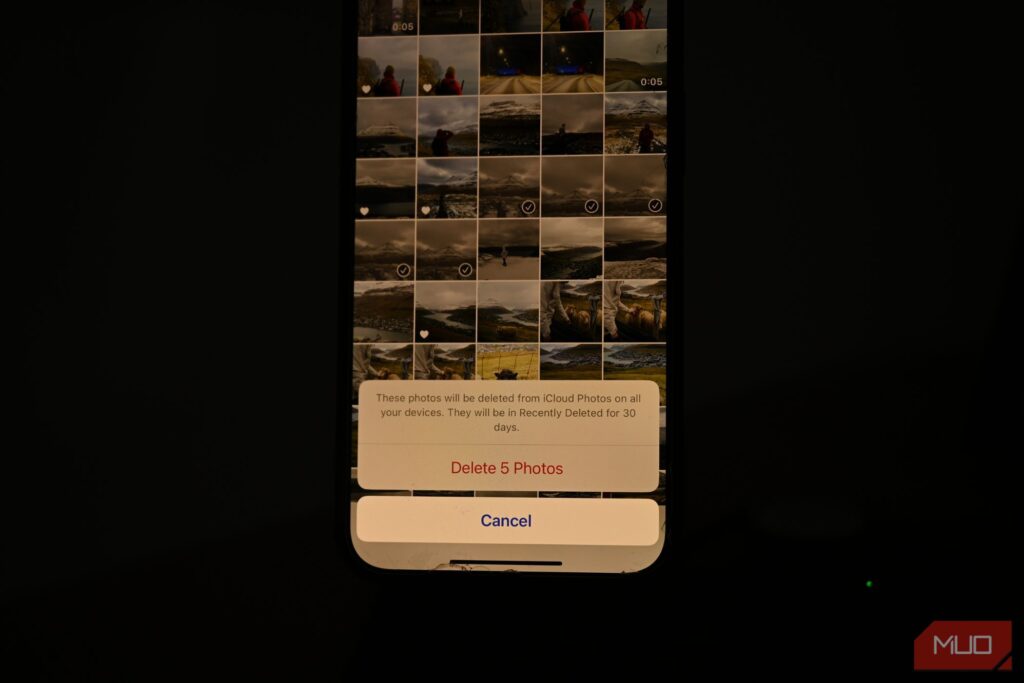 i-stopped-letting-photos-pile-up-on-my-phone:-this-routine-keeps-me-clutter-free