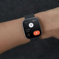 the-cmf-watch-pro-is-sleek,-stylish,-and-now-dirt-cheap-at-just-$34