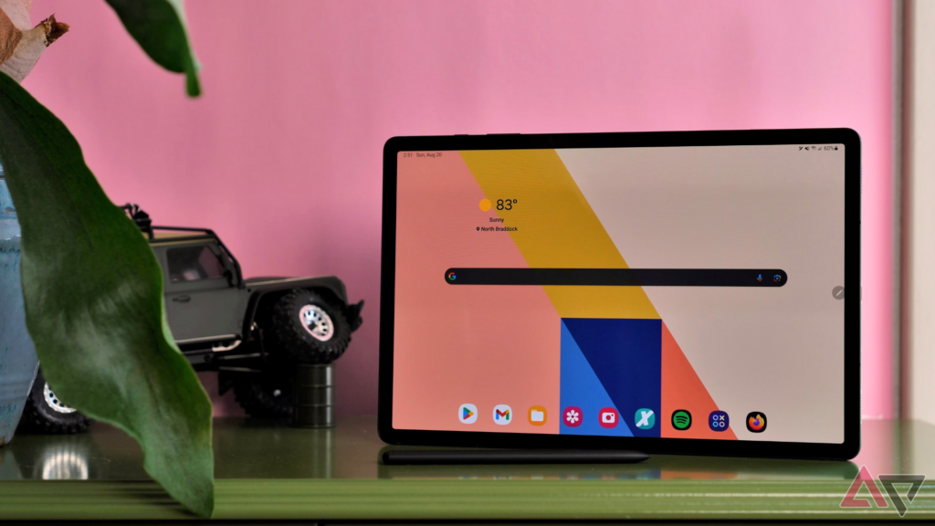 looking-for-top-tier-performance-in-a-12.4-inch-android-tablet?-this-one’s-a-steal-at-$300-off