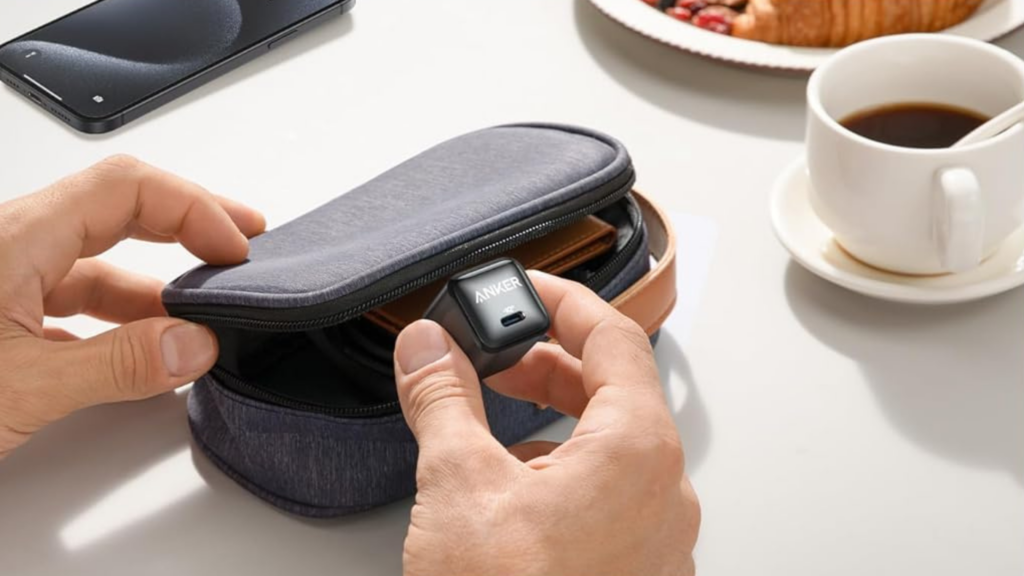 anker’s-space-saving,-high-performance-charger-is-currently-just-$10