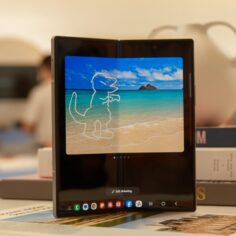 samsung’s-galaxy-z-fold-7-somehow-looks-both-thin-and-chunky-in-latest-leaks