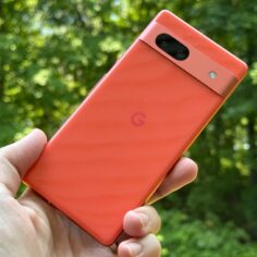 the-google-pixel-7a-broke-my-heart