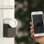 secure-your-home-with-the-internet-of-things-(without-inviting-trouble)