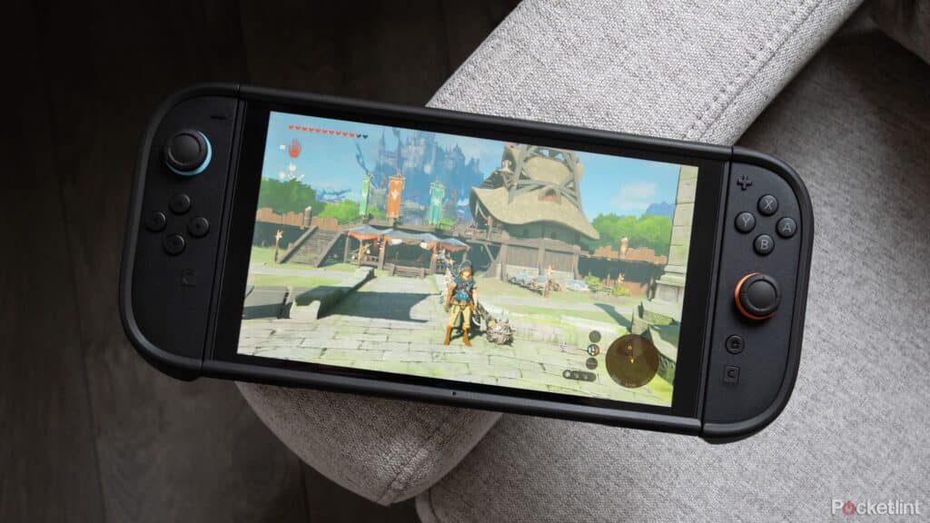 4-ways-i-keep-my-laptop-and-console-cool-in-the-summer-heat