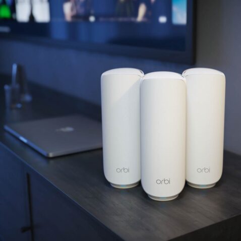 orbi-370-series-unveiled:-netgear’s-most-affordable-dual-band-home-mesh-system-to-date