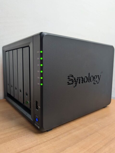 synology-nas:-an-extended-guide-into-the-most-advanced-and-increasingly-expensive-network-attached-storage-ecosystem