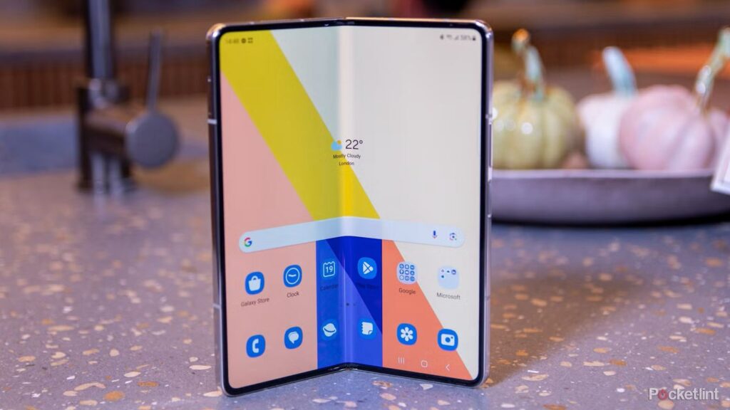 samsung’s-latest-money-saving-program-slashes-the-price-off-an-entire-galaxy-of-foldables