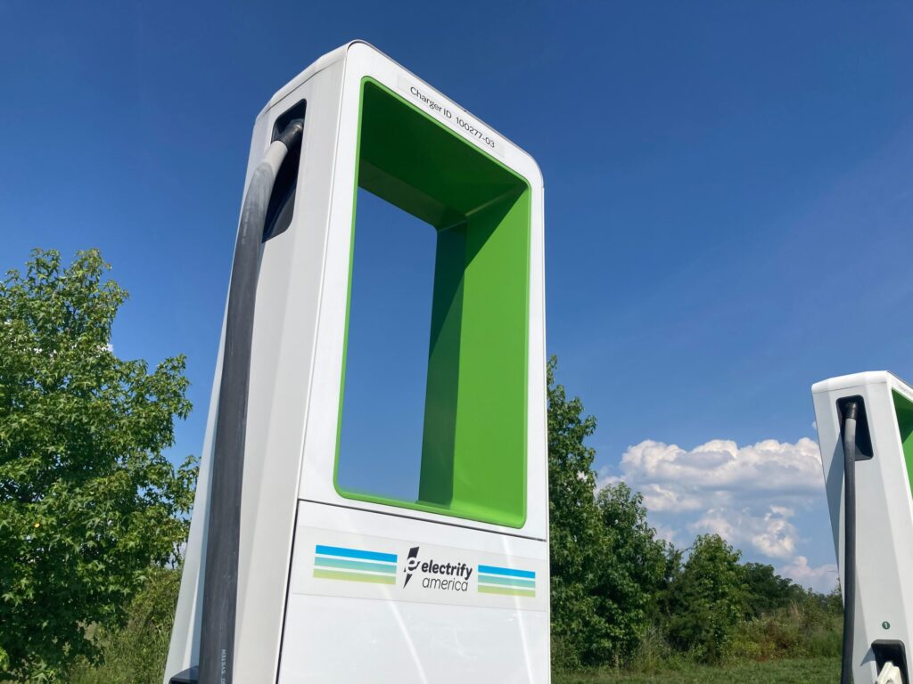 ev-fast-chargers-create-unexpected-air-pollution-hot-spots
