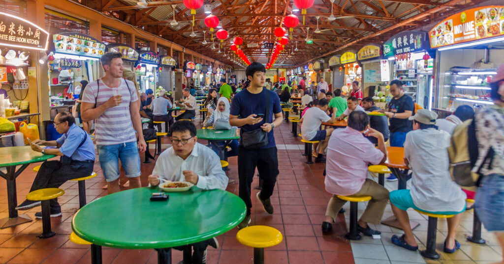 lkyspp:-singapore-is-the-world’s-4th-costliest-city-for-expats-but-just-28th-for-locals