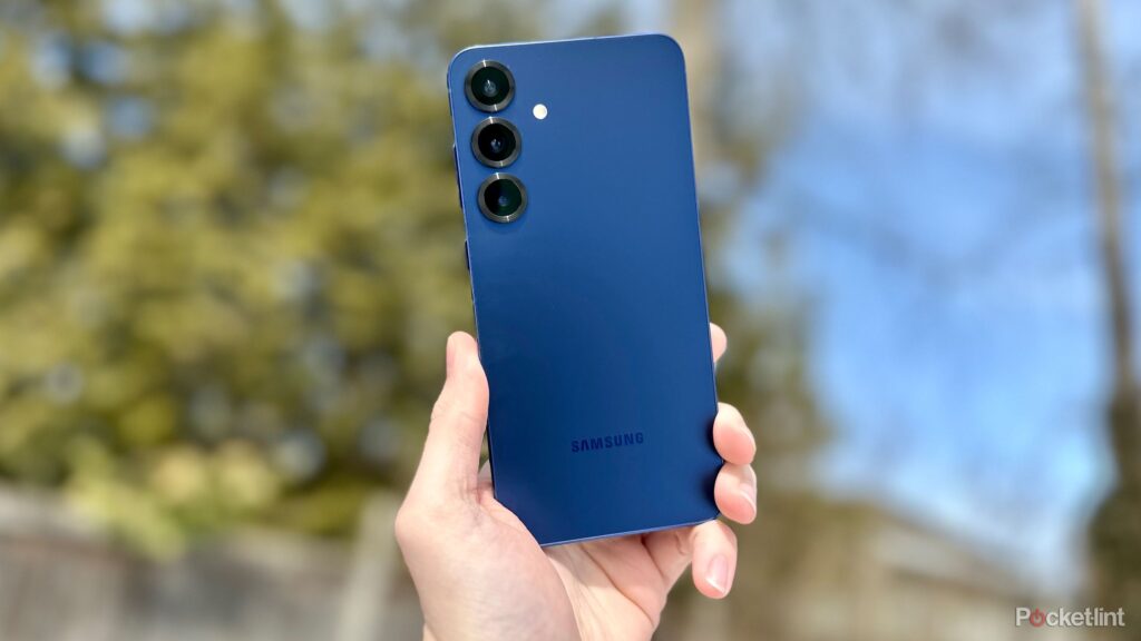 4-features-the-galaxy-s26-pro-needs-to-win-me-from-the-iphone-16-pro