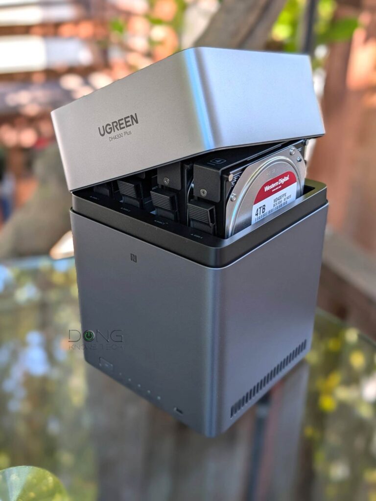 ugreen-nasync-dh4300-plus-review-(vs.-synology-ds925+):-an-affordable-and-effective-mainstream-4-bay-nas-server