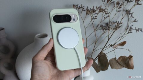 google’s-pixel-phones-are-selling-better-than-ever