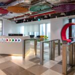 agoda-lays-off-50-s’pore-employees,-warns-staff-severance-at-risk-if-reported-to-mom-or-unions