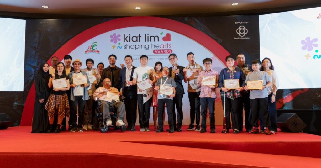jj-lin,-david-neo-celebrate-artists-with-disabilities-at-kiat-lim-shaping-hearts-award-ceremony