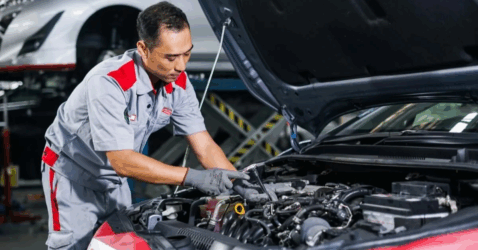 why-authorised-car-service-centres-hit-different-compared-to-third-party-workshops