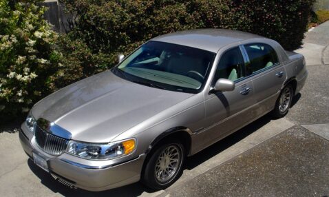 that-viral-gas-pedal-trick-won’t-save-your-mpg-–-but-ecu-resets-might