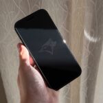 this-screen-protector’s-disappearing-act-is-impressive,-but-not-perfect