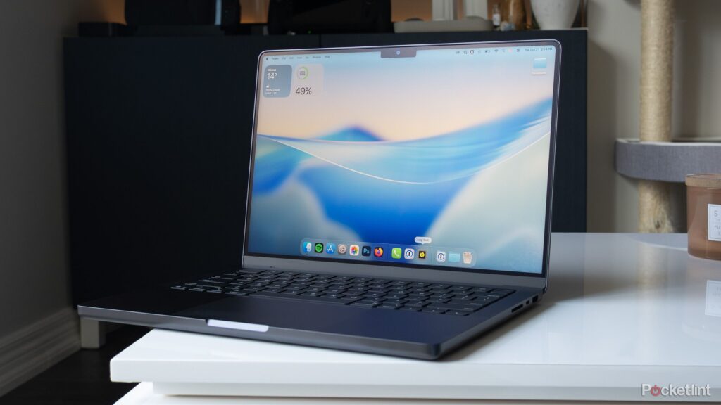 the-m5-macbook-pro-offers-a-minor-boost-over-the-m4