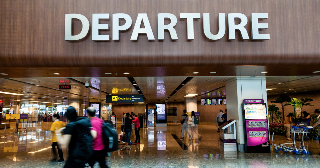 young-and-unemployed-in-singapore:-should-you-migrate-out?-here’s-mom-data-on-jobs-abroad.