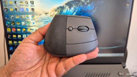 this-ergonomic-vertical-mouse-changed-how-i-work-forever