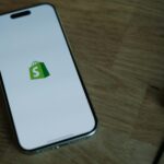 from-memes-to-millions:-5-shopify-products-born-from-internet-culture