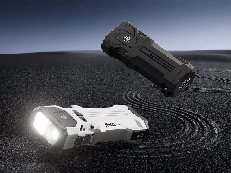 the-wuben-x1-pro-flashlight-delivers-13,000-lumens-with-smart-cooling
