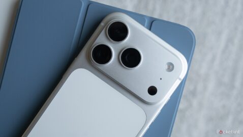 5-ways-i-protect-my-phone-or-laptop-during-cross-border-checks