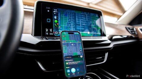 this-device-turned-my-cell-phone-into-a-dash-cam-for-less-than-$30