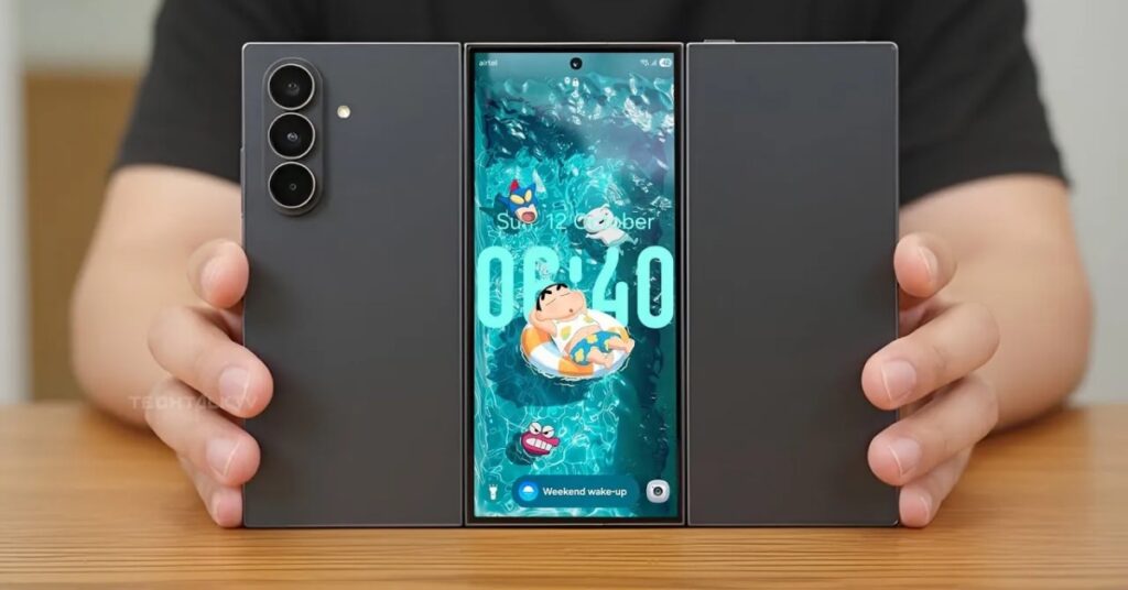 not-first-nor-cheap,-but-here’s-why-samsung-is-still-launching-a-tri-fold-smartphone