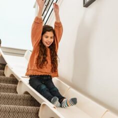 the-stairslide:-an-indoor-slide-that-transforms-your-stairs-into-a-playground
